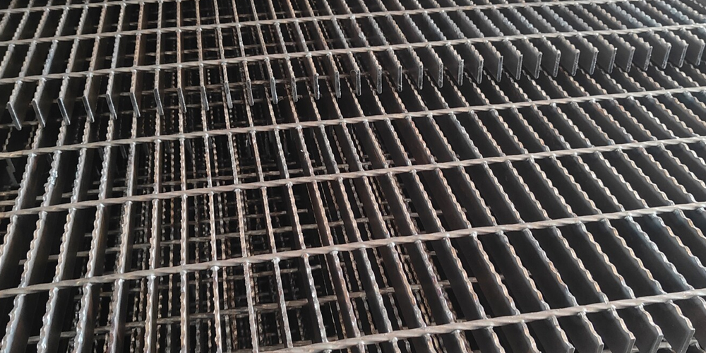 Steel Gratings Suppliers & Manufacturers in Saudi Arabia